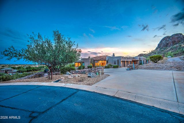 9765 E DEAD SURE Place, Gold Canyon, AZ 85118