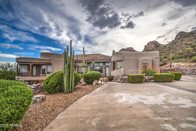 9765 E DEAD SURE Place, Gold Canyon, AZ 85118