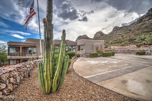 9765 E DEAD SURE Place, Gold Canyon, AZ 85118