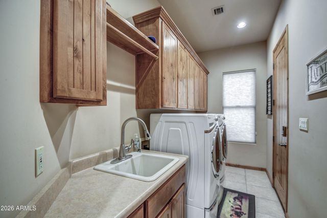 9765 E DEAD SURE Place, Gold Canyon, AZ 85118