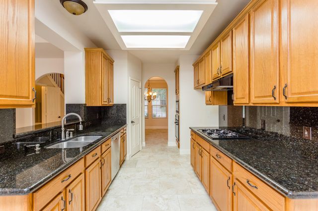 44 Teak Mill Place, The Woodlands, TX 77382