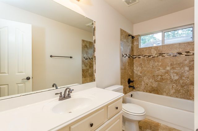 44 Teak Mill Place, The Woodlands, TX 77382