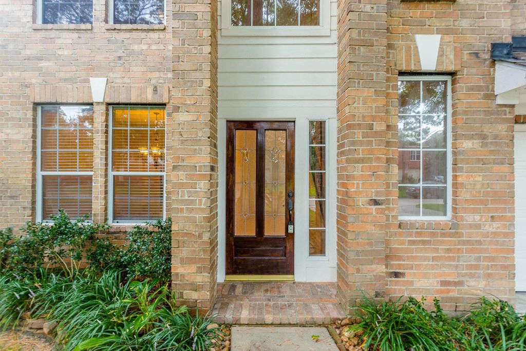 44 Teak Mill Place, The Woodlands, TX 77382