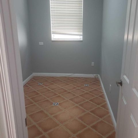 833 SW 167TH Avenue, Pembroke Pines, FL 33027