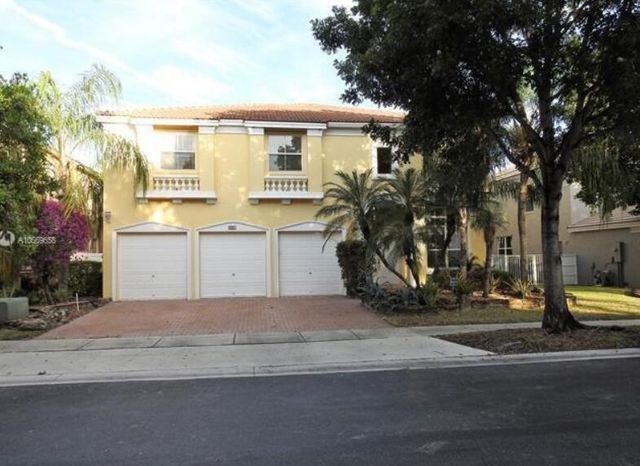833 SW 167TH Avenue, Pembroke Pines, FL 33027