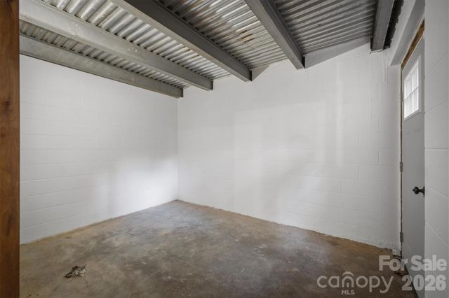 3890 Hyder Court, Morganton, NC 28655