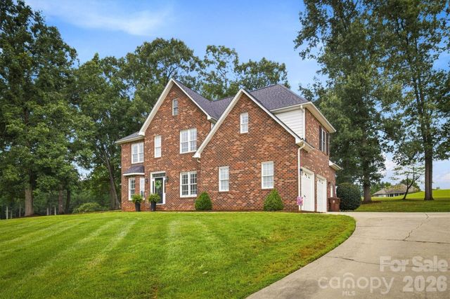 3890 Hyder Court, Morganton, NC 28655