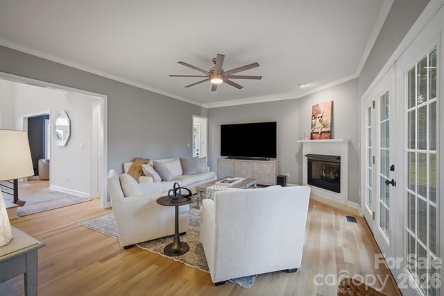 3890 Hyder Court, Morganton, NC 28655