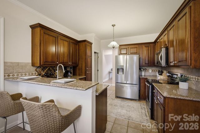 3890 Hyder Court, Morganton, NC 28655