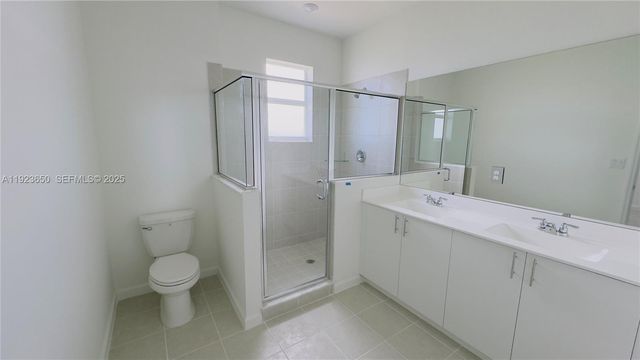 2755 SE 25th Ave, Homestead, FL 33035