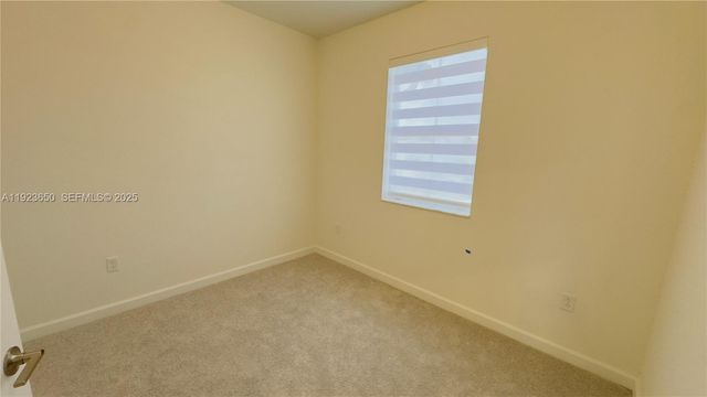 2755 SE 25th Ave, Homestead, FL 33035