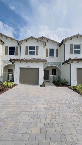 2755 SE 25th Ave, Homestead, FL 33035