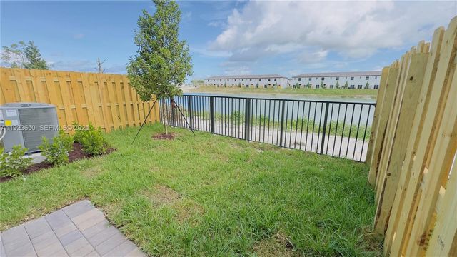 2755 SE 25th Ave, Homestead, FL 33035