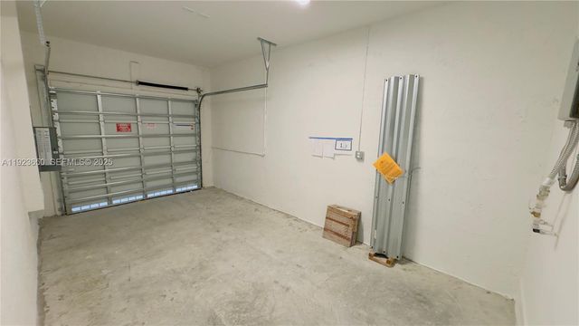 2755 SE 25th Ave, Homestead, FL 33035