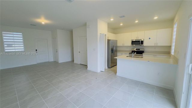 2755 SE 25th Ave, Homestead, FL 33035