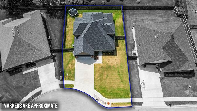 1413 Reagan Avenue, Gentry, AR 72734