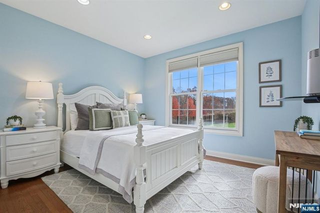 8 Arbor Road, North Caldwell, NJ 07006