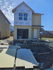 859 Chestnut Wy, Silverton, OR 97381