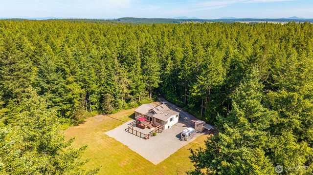 2161 Winterhawk Lane, Coupeville, WA 98239