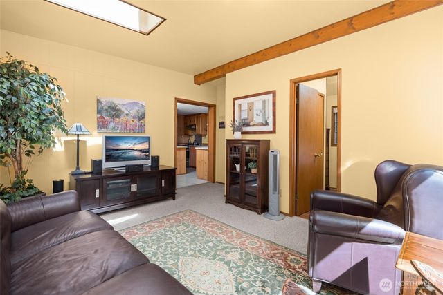 2161 Winterhawk Lane, Coupeville, WA 98239