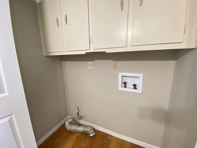 11200 Renel DR A, Austin, TX 78758