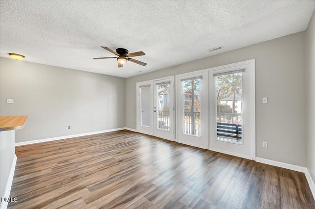 1310 Park Glen Drive 203, Raleigh, NC 27610