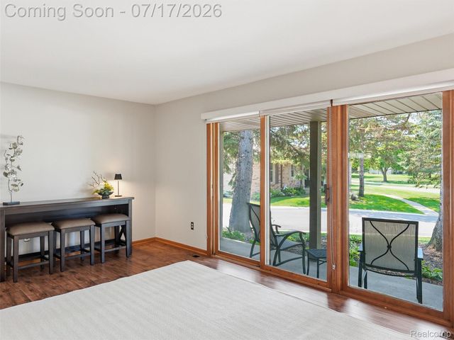 49139 Conway Court 25, Shelby Charter Township, MI 48315