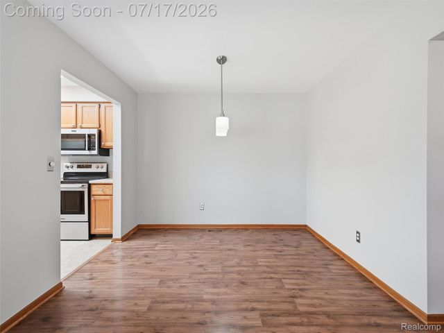 49139 Conway Court 25, Shelby Charter Township, MI 48315