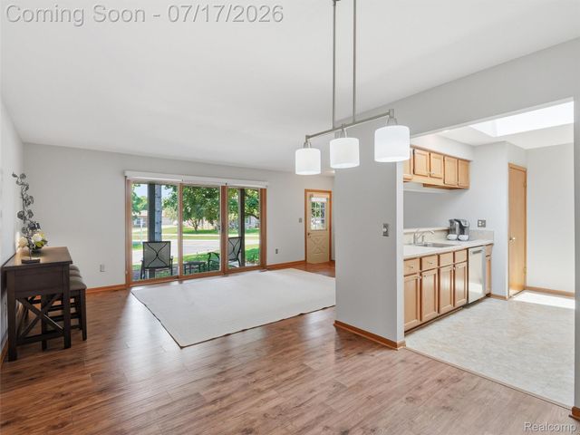 49139 Conway Court 25, Shelby Charter Township, MI 48315