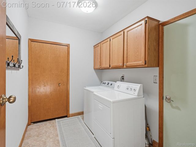 49139 Conway Court 25, Shelby Charter Township, MI 48315