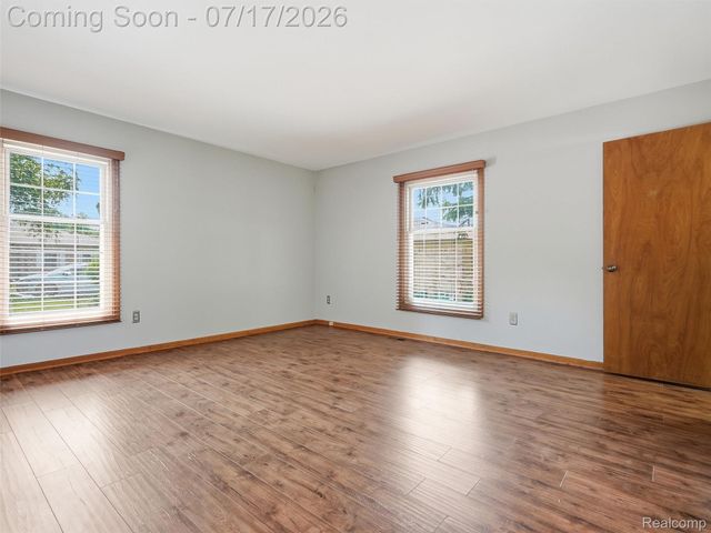 49139 Conway Court 25, Shelby Charter Township, MI 48315