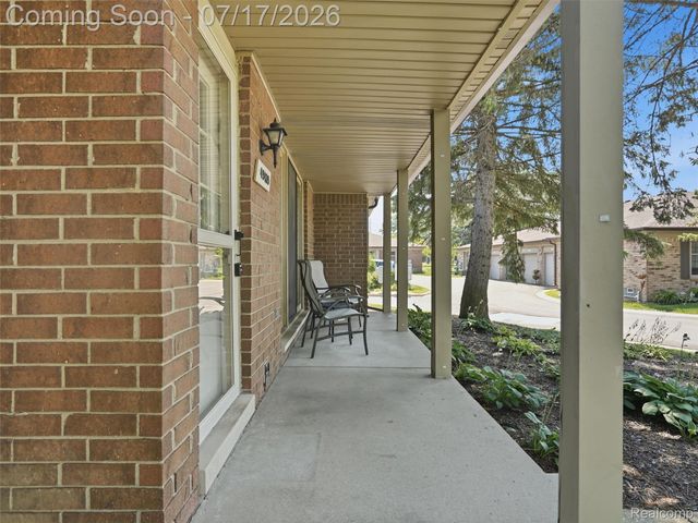 49139 Conway Court 25, Shelby Charter Township, MI 48315