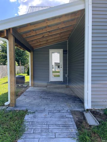 108 N Carter Street, Colfax, IN 46035