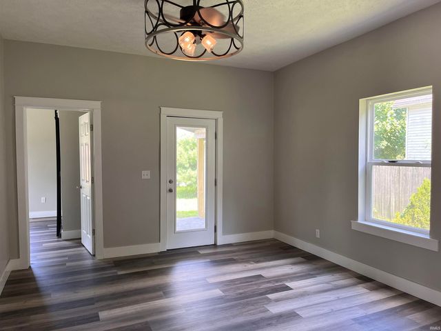 108 N Carter Street, Colfax, IN 46035