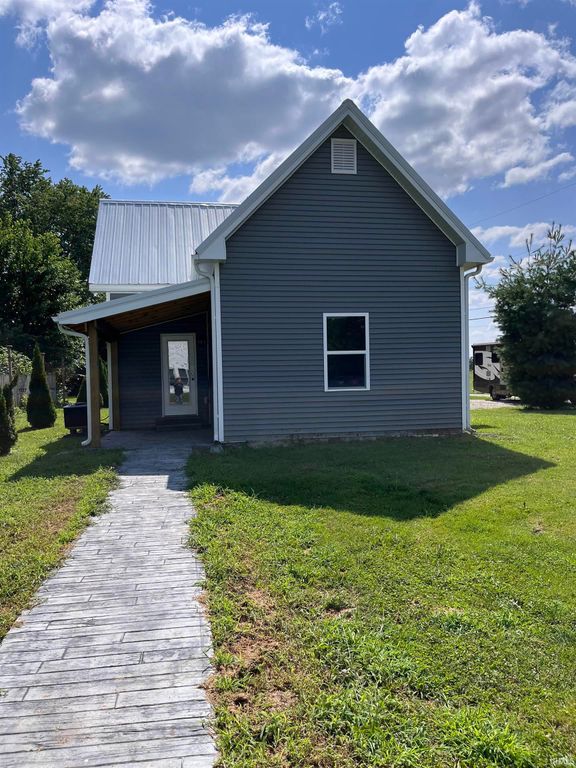 108 N Carter Street, Colfax, IN 46035