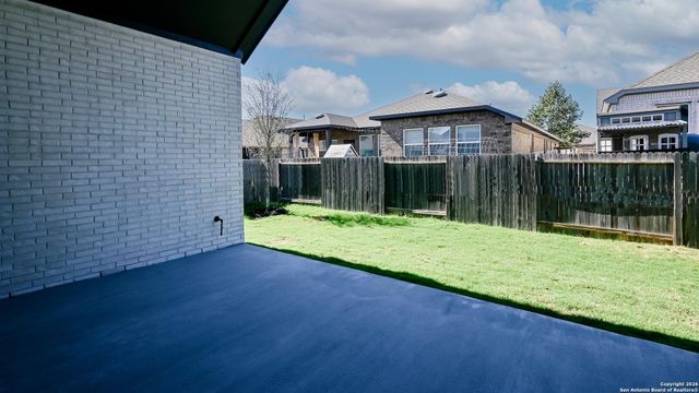 375 Borchers Boulevard, New Braunfels, TX 78132