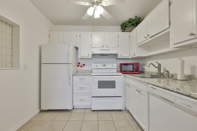 1901 ANDOVER WAY 38, Sun City Center, FL 33573