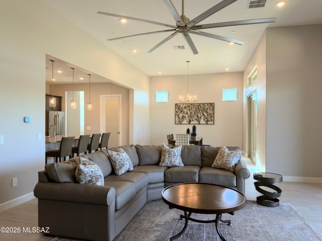 3870 W Sabrina Wash Place, Marana, AZ 85658
