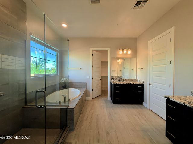 3870 W Sabrina Wash Place, Marana, AZ 85658