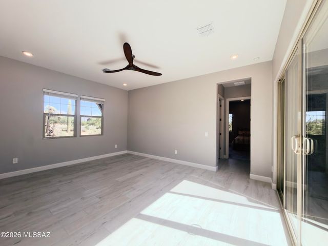 3870 W Sabrina Wash Place, Marana, AZ 85658