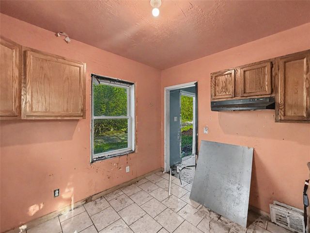 2613 Columbia Street, Des Moines, IA 50313