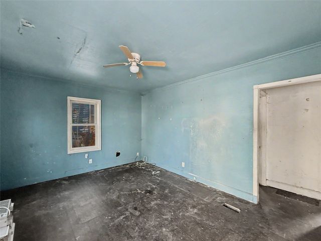 2613 Columbia Street, Des Moines, IA 50313