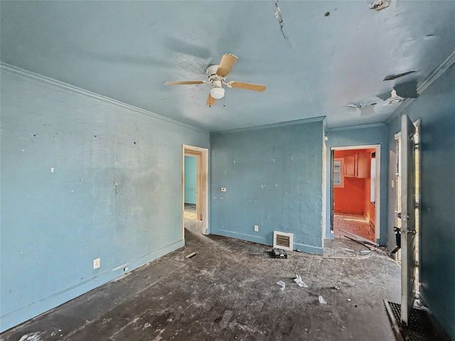 2613 Columbia Street, Des Moines, IA 50313