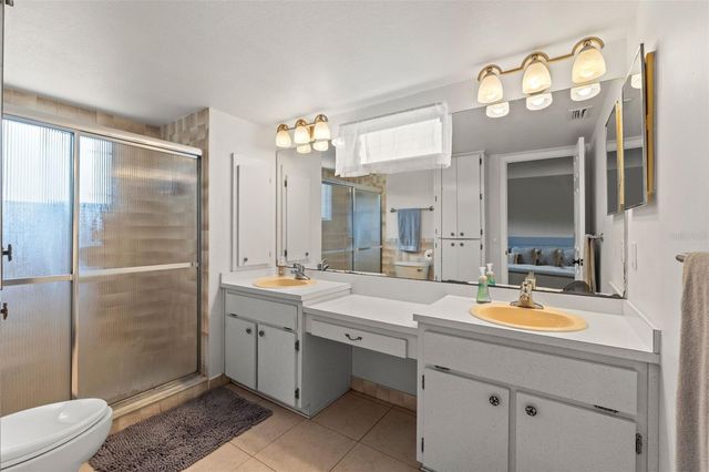 1068 TRYON CIRCLE, Spring Hill, FL 34606