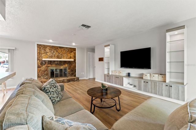 1068 TRYON CIRCLE, Spring Hill, FL 34606