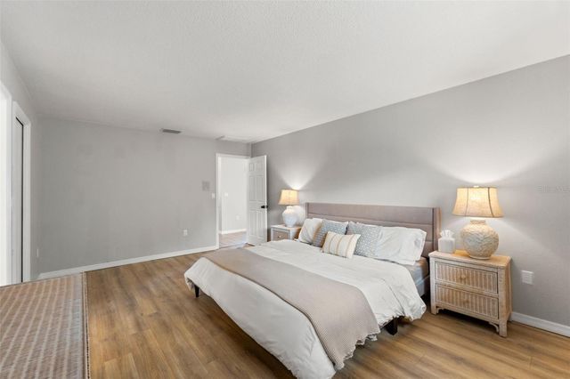 1068 TRYON CIRCLE, Spring Hill, FL 34606