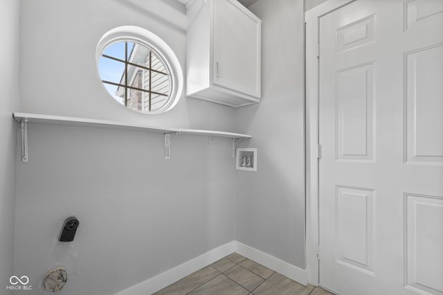 1233 Avalon Circle, Greenwood, IN 46142