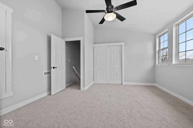 1233 Avalon Circle, Greenwood, IN 46142