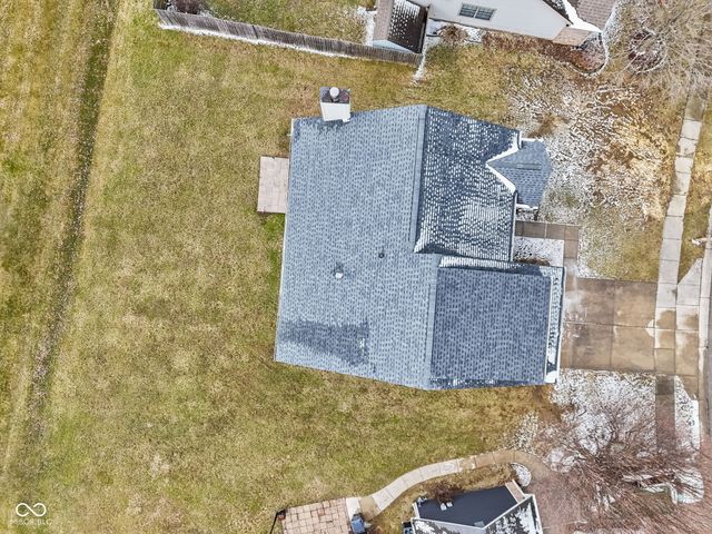 1233 Avalon Circle, Greenwood, IN 46142