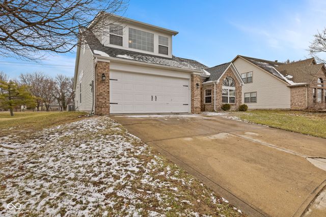1233 Avalon Circle, Greenwood, IN 46142